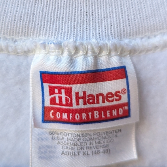 VTG 90s Hanes ComfortBlend Wine A Bit You'll Feel Better White Crew Sweatshirt - Picture 3 of 5